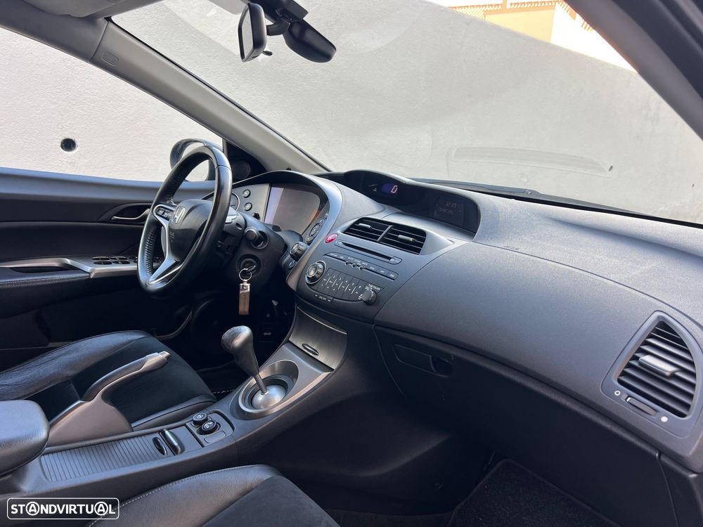 Honda Civic 1.4 i-VTEC Sport - 29