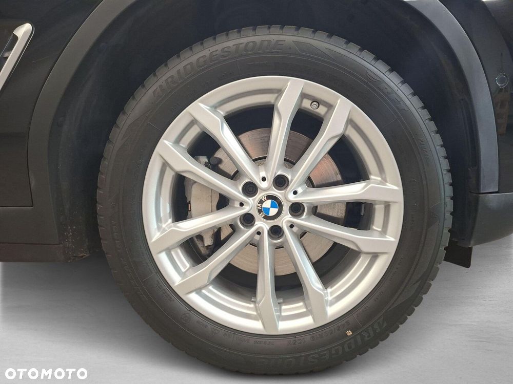 BMW X3 xDrive30i Advantage - 10