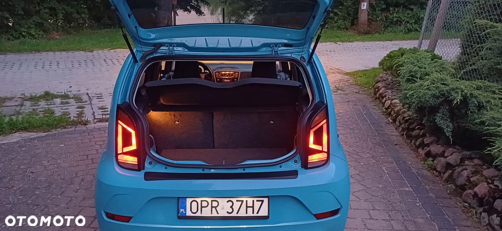 Volkswagen up! 1.0 Black Style - 10