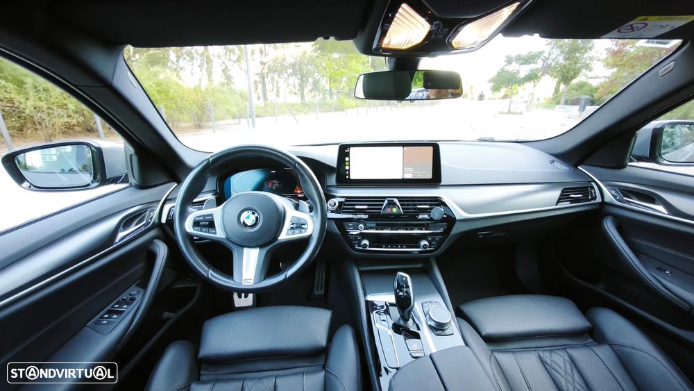 BMW 520 d Pack Desportivo M Auto - 22