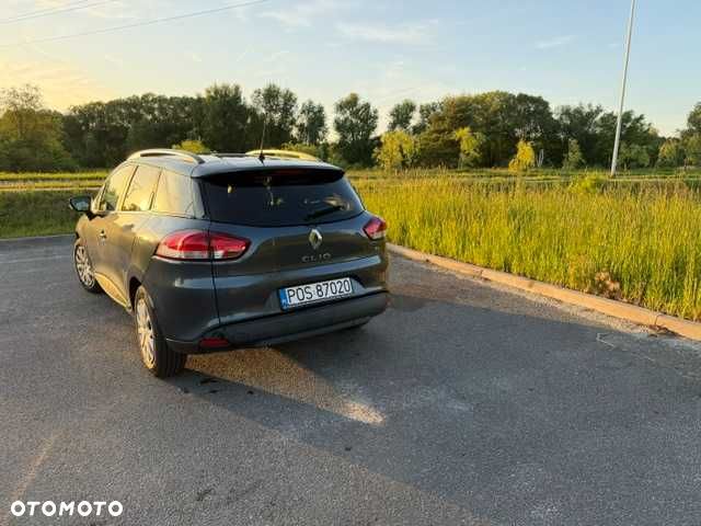 Renault Clio - 6