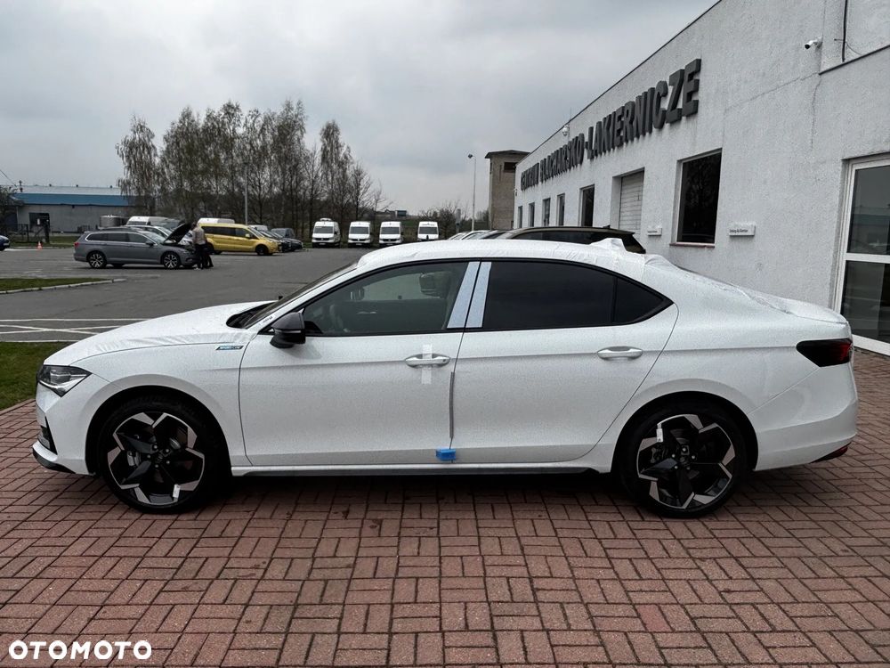 Skoda Superb 2.0 TDI SCR 4x4 Sportline DSG - 2