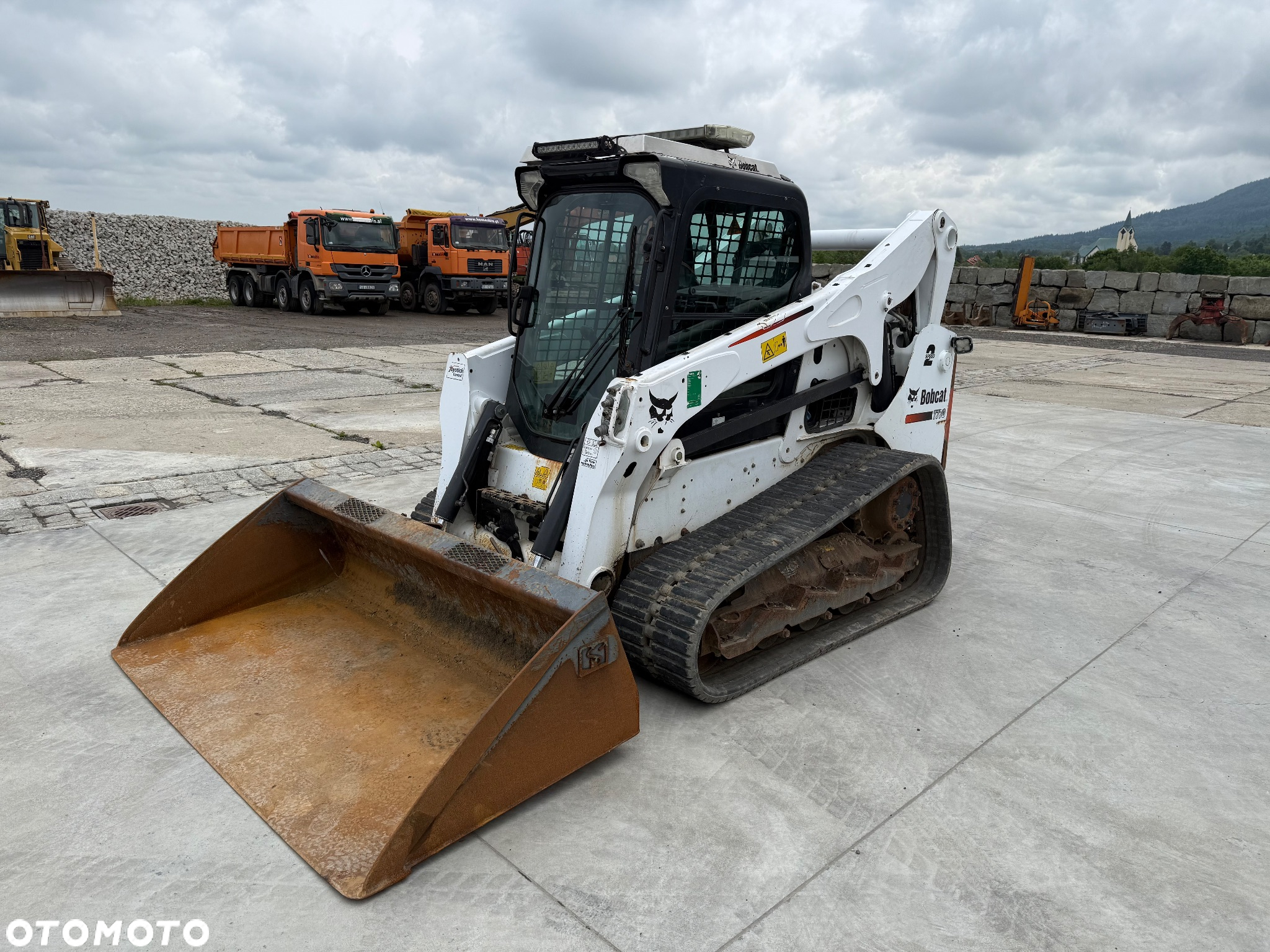 Bobcat T770 - 3