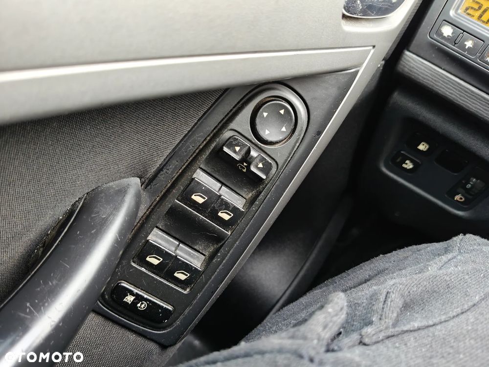 Citroën C4 Grand Picasso 1.6 HDi Equilibre - 21