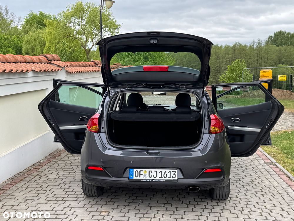 Kia Ceed - 26