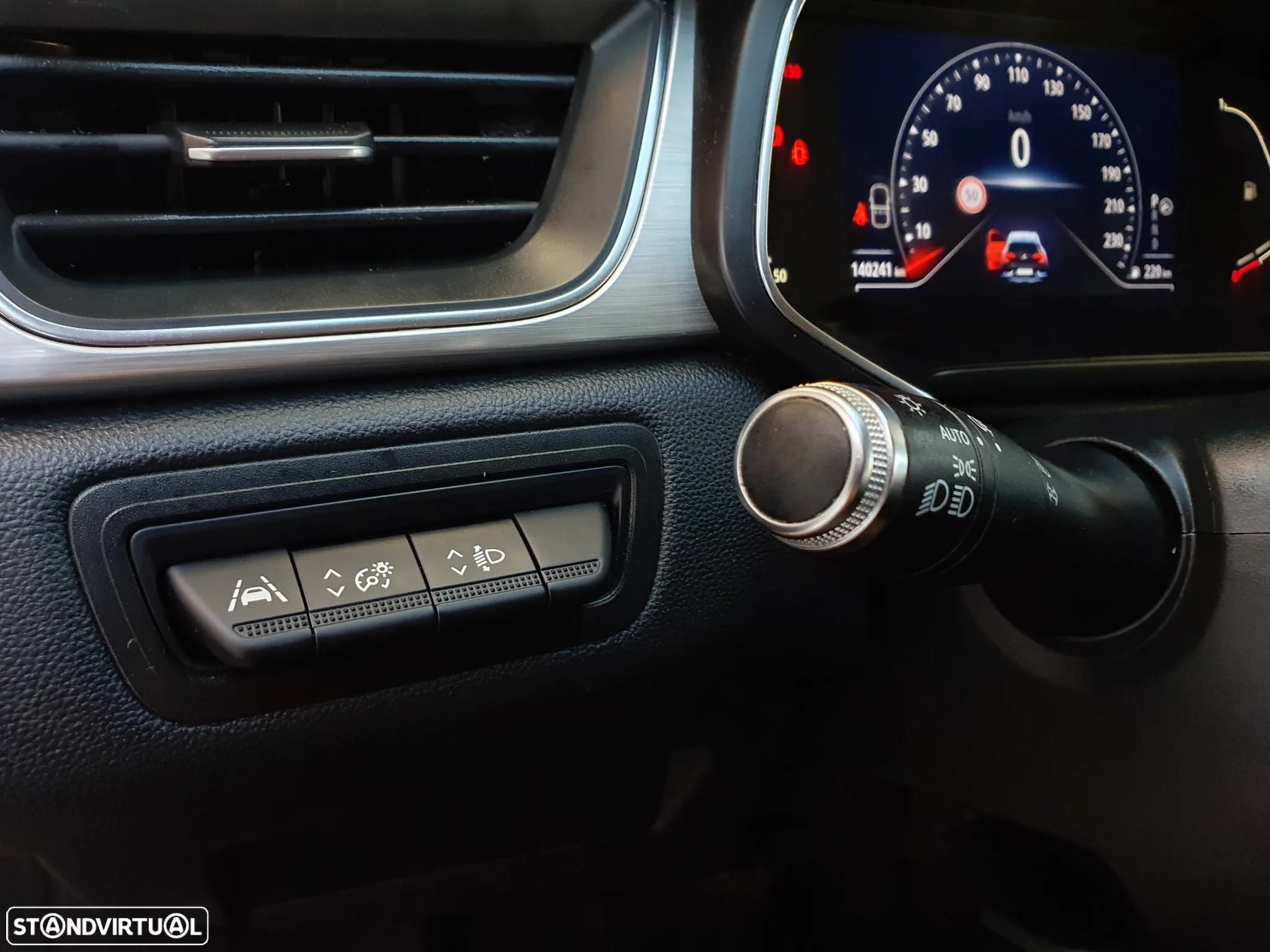 Renault Captur 1.5 dCi Exclusive EDC - 7
