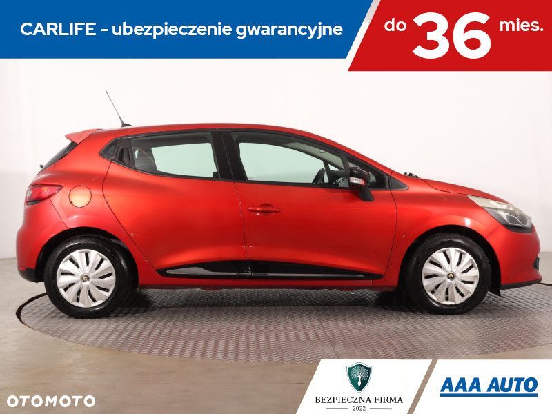 Renault Clio - 8