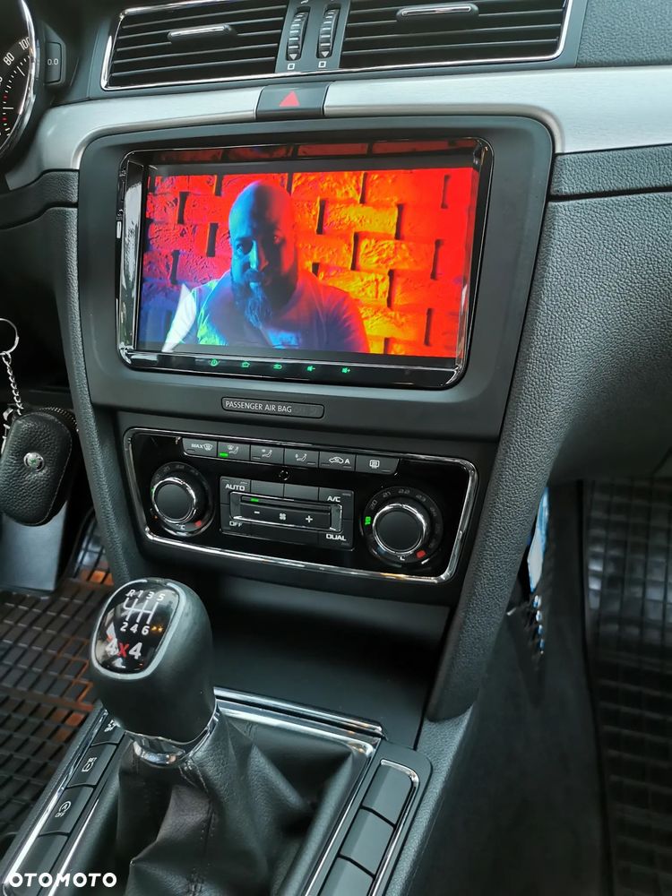 Skoda Superb 2.0 TDI Green tec 4x4 Ambition - 16