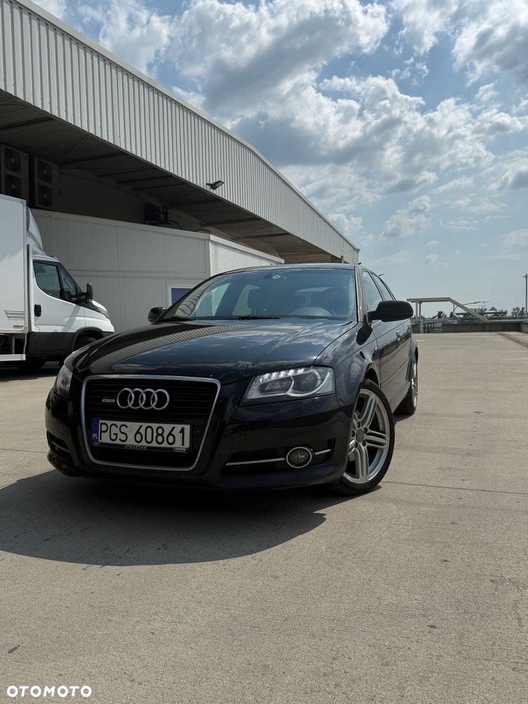 Audi A3 Sportback 2.0 TDI DPF S line Sportpaket - 1