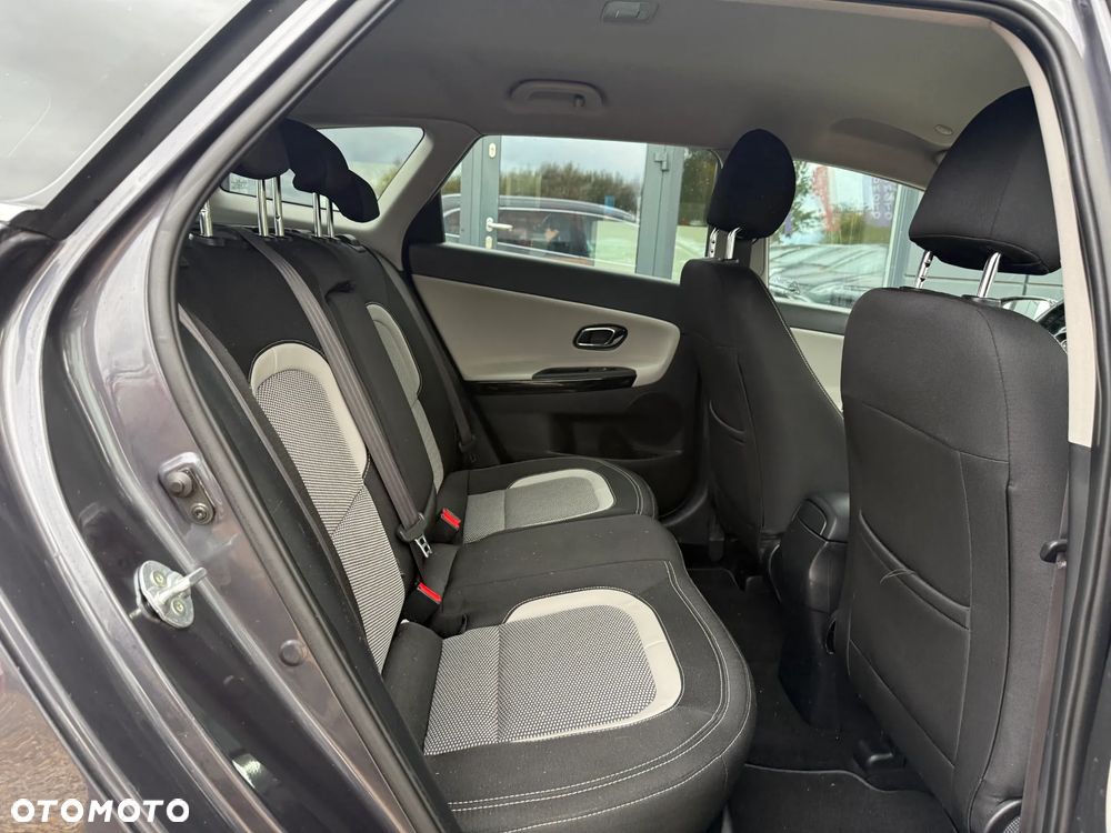 Kia Ceed 1.6 CRDi SCR L - 27