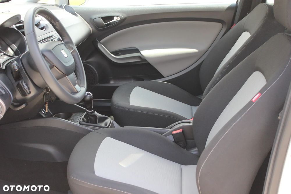 Seat Ibiza SC 1.4 16V Sport - 25