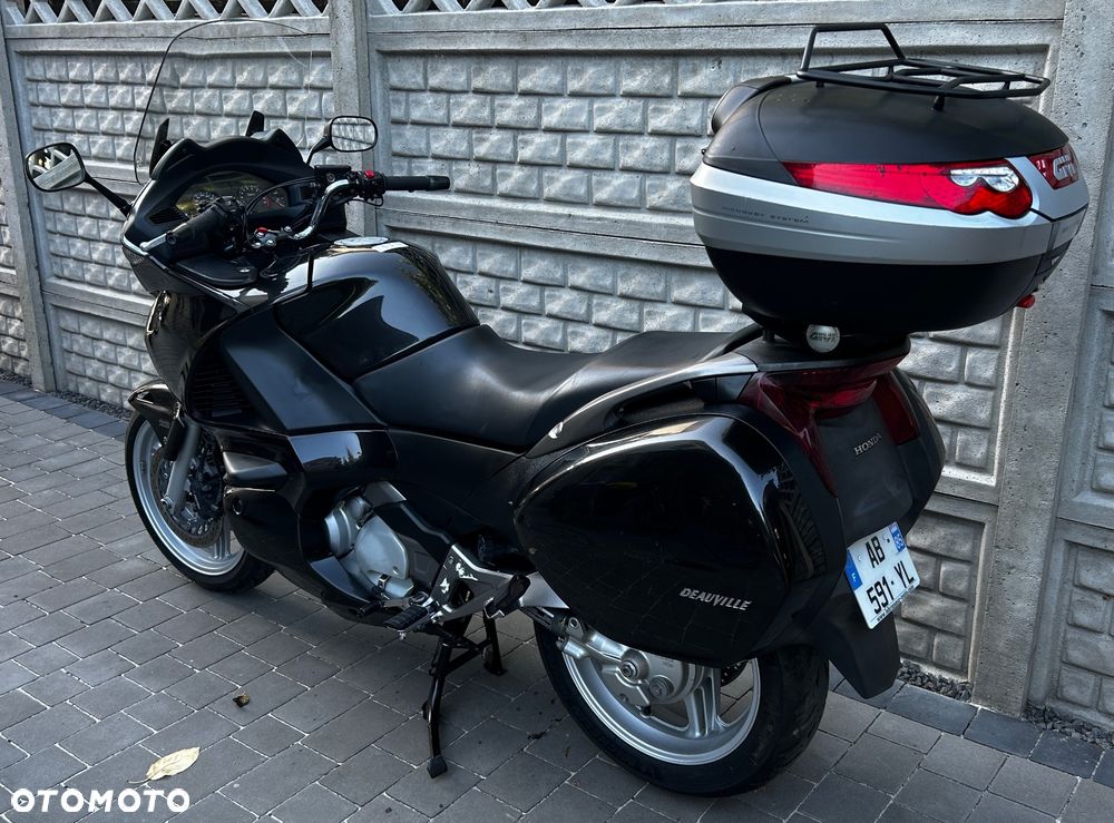 Honda Deauville - 25