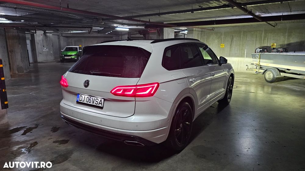 Volkswagen Touareg 3.0 V6 TDI SCR 4Motion Automatik R-Line - 4