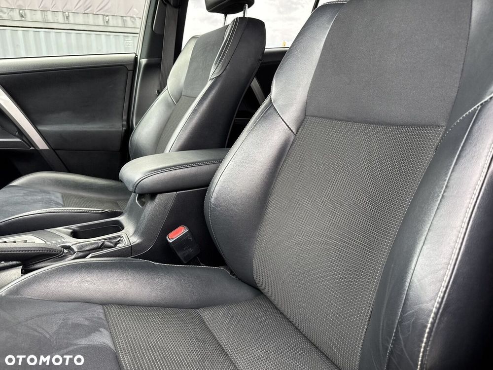 Toyota RAV4 2.0 Style 4x4 MS - 16