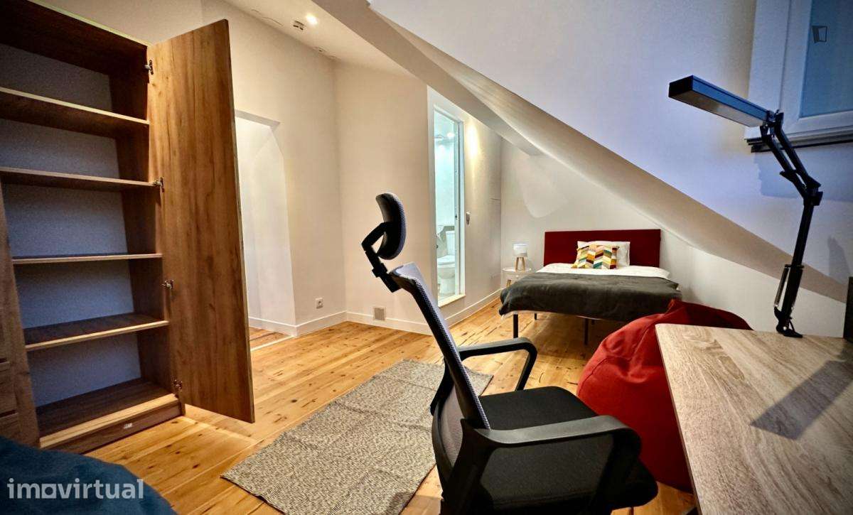 Quarto - localizado em Anjos Lisbon - Grande imagem: 2/14
