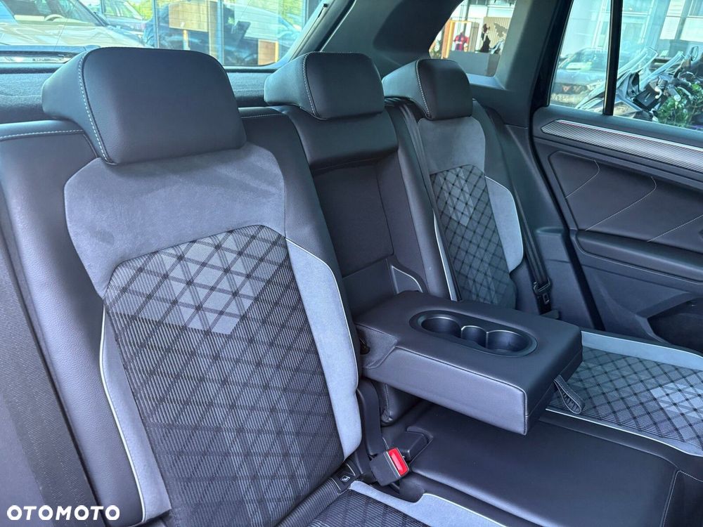 Volkswagen Tiguan - 17