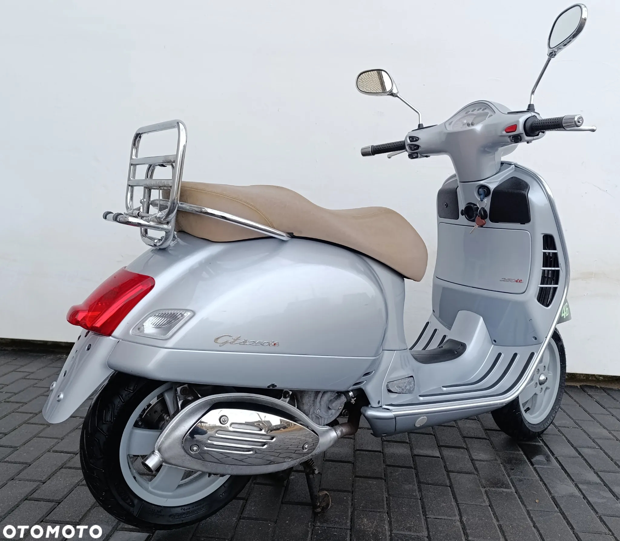 Piaggio Vespa - 5