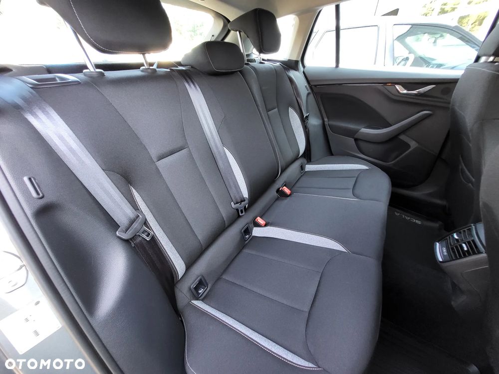 Skoda Scala 1.5 TSI Selection DSG - 9