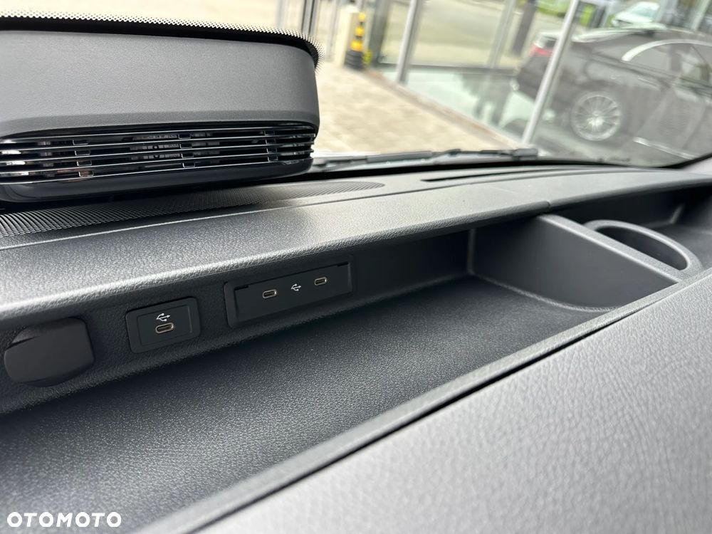 Mercedes-Benz Sprinter - 16