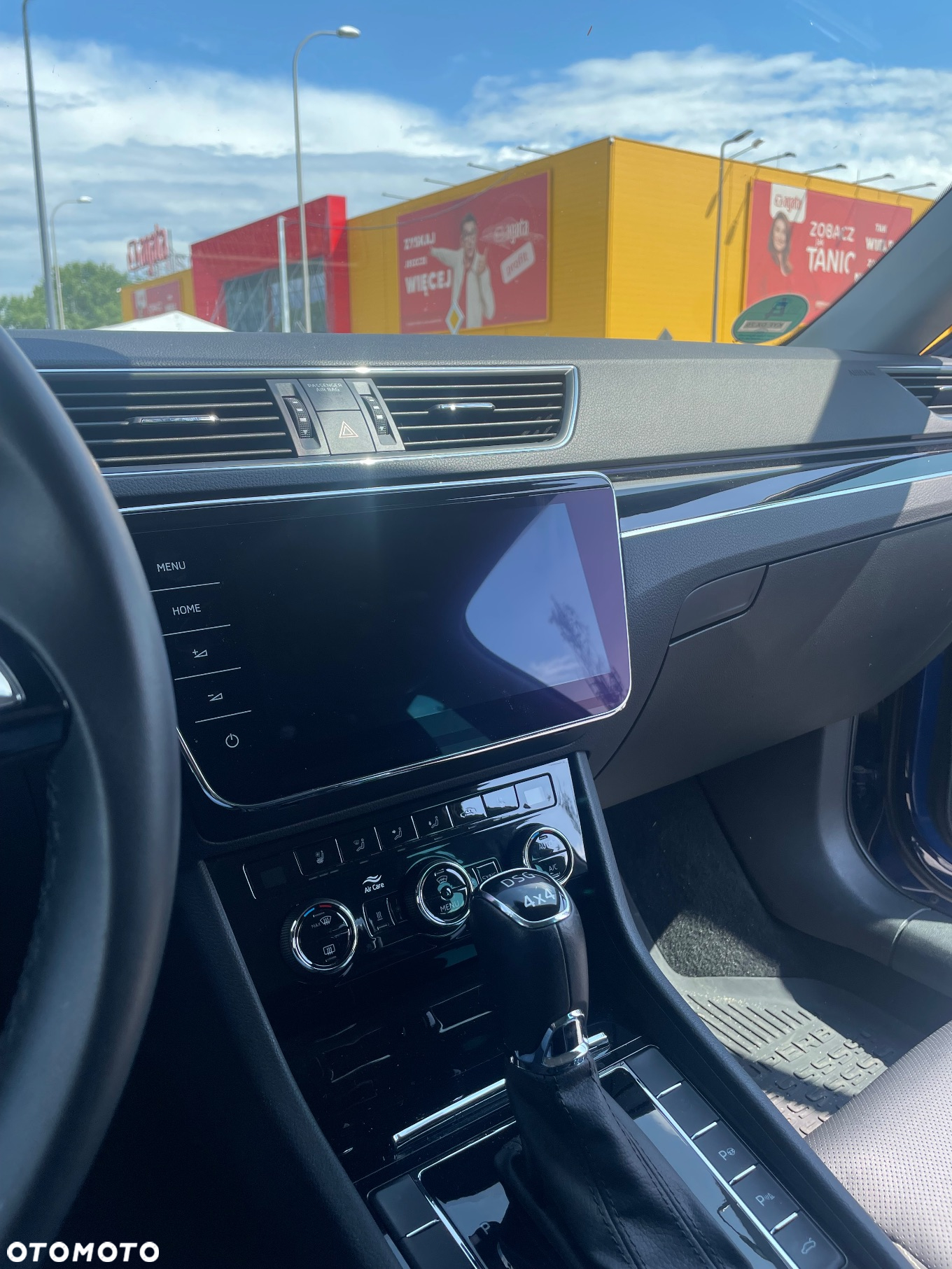 Skoda Superb 2.0 TDI L&K DSG - 8