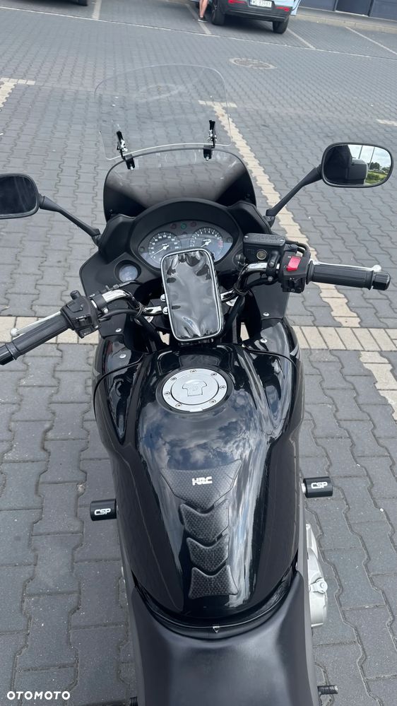 Honda CBF - 9