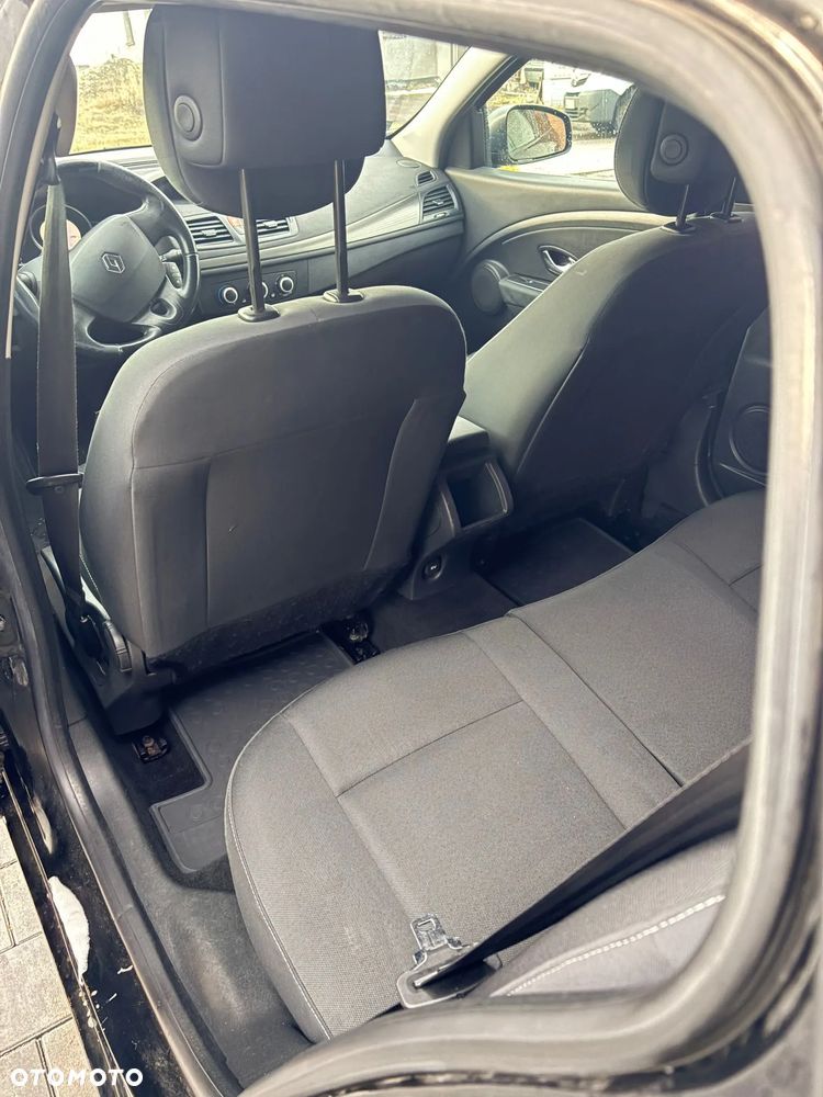 Renault Megane 1.5 dCi Expression - 8