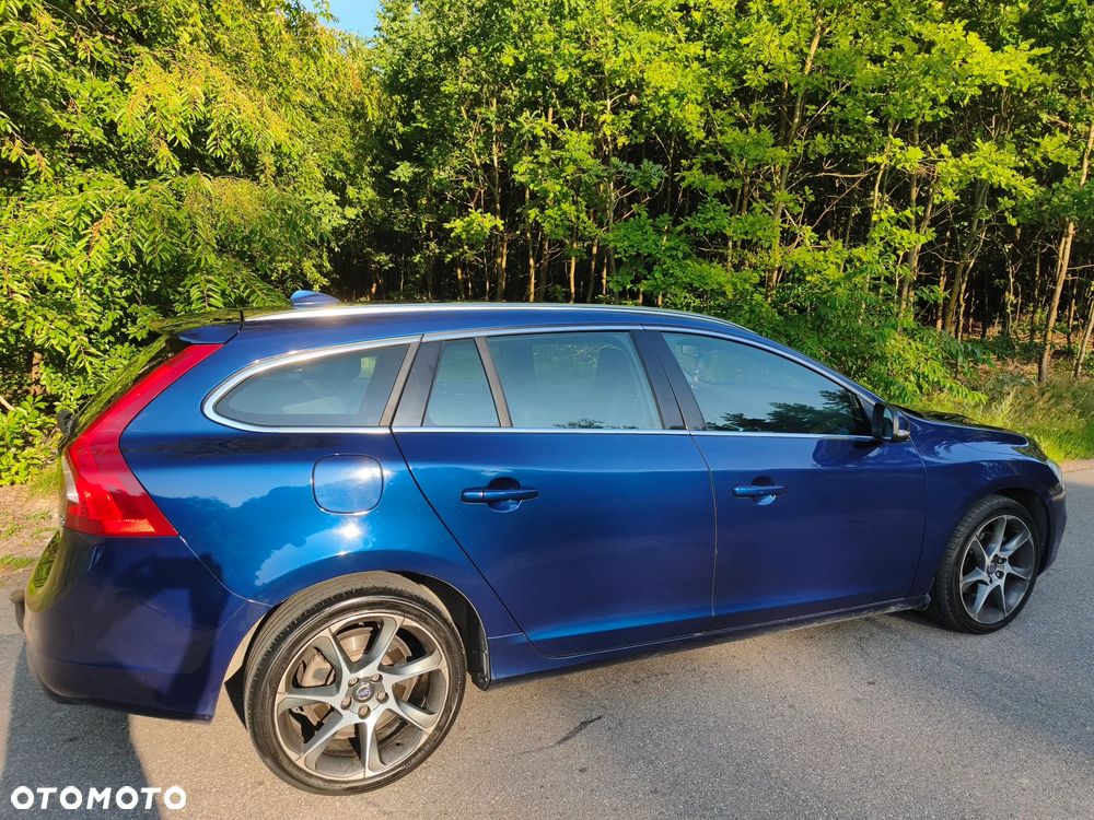 Volvo V60 D2 Drive-E Ocean Race - 11