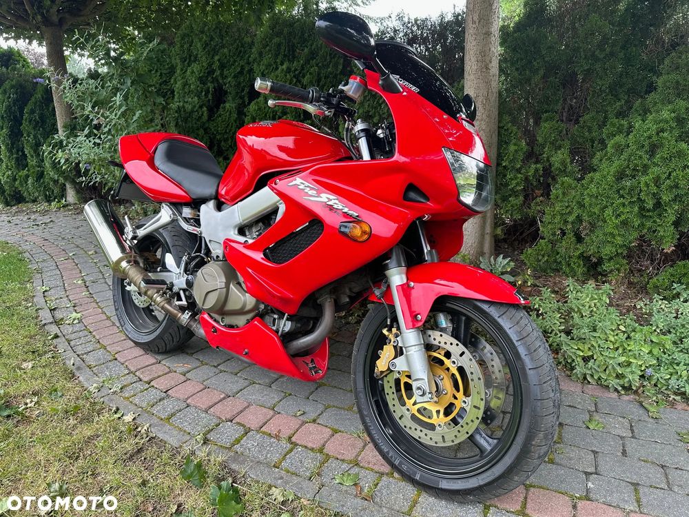 Honda VTR - 13