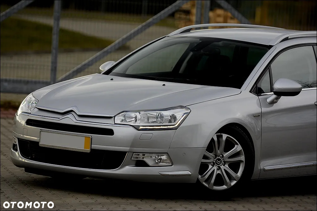 Citroën C5 Tourer HDi 135 FAP Exclusive - 9