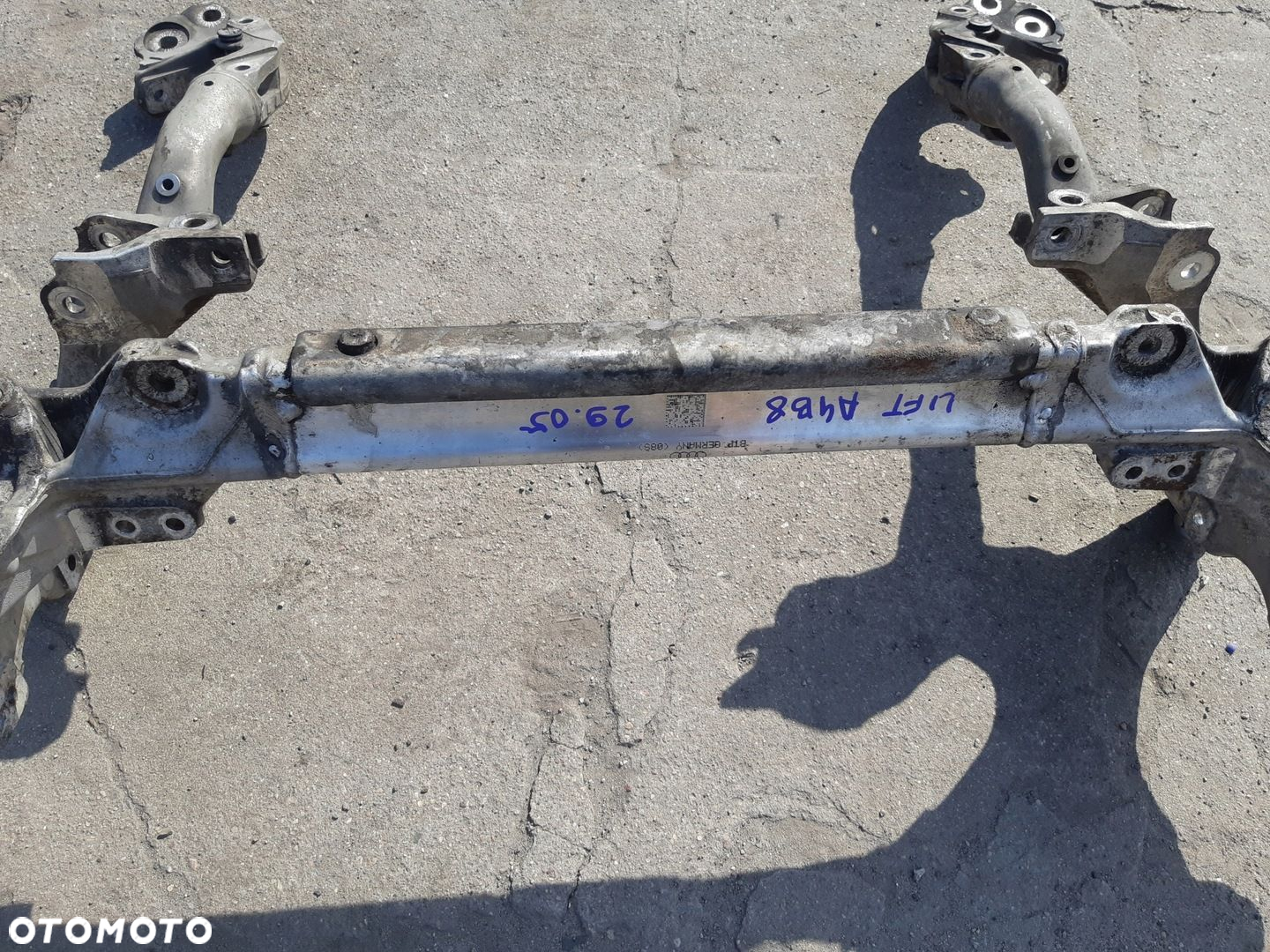 AUDI A4 B8 LIFT WÓZEK SANKI BELKA ZAWIESZENIA PRZÓD 8K0399315G - 3