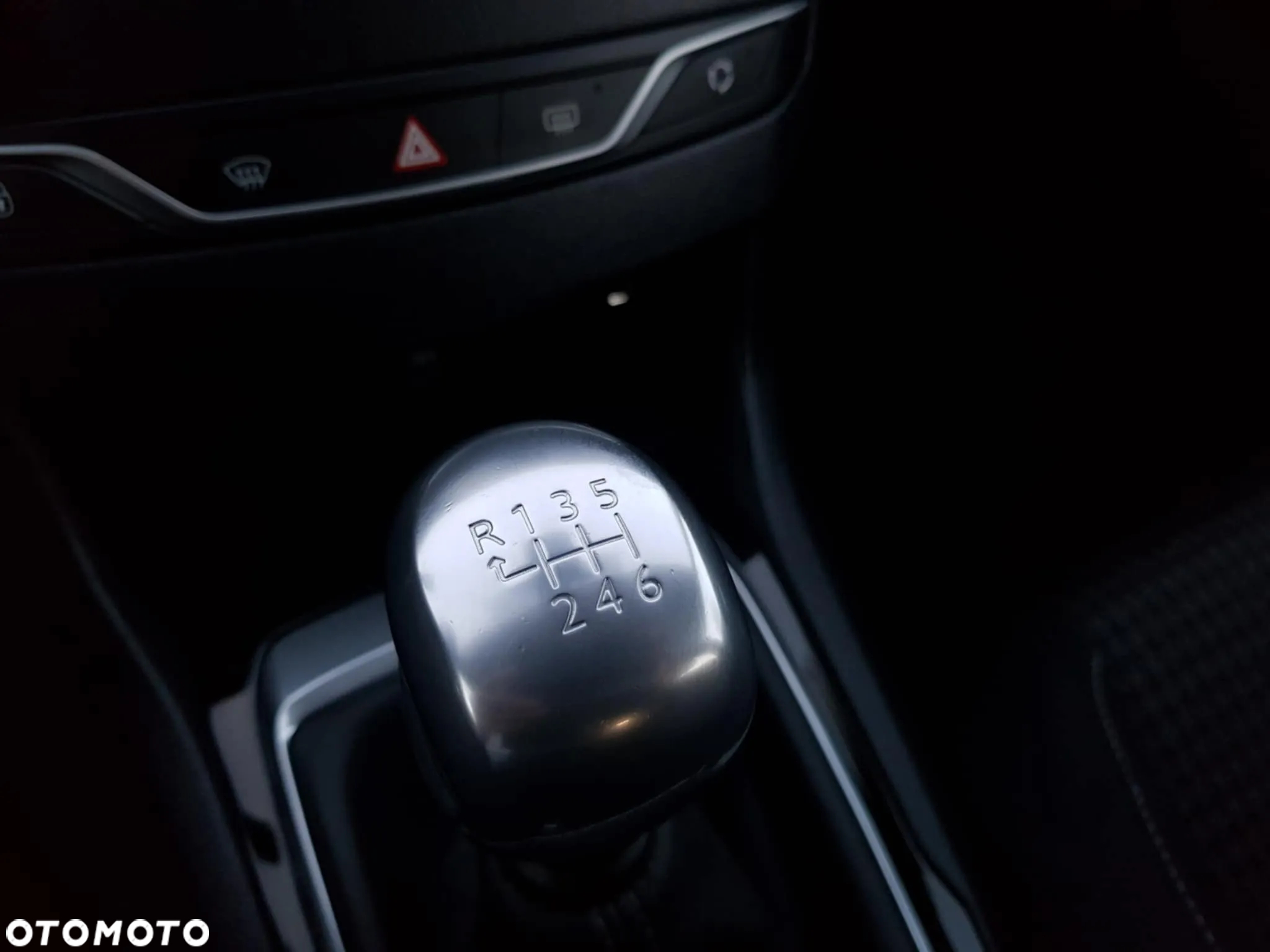 Peugeot 308 - 19