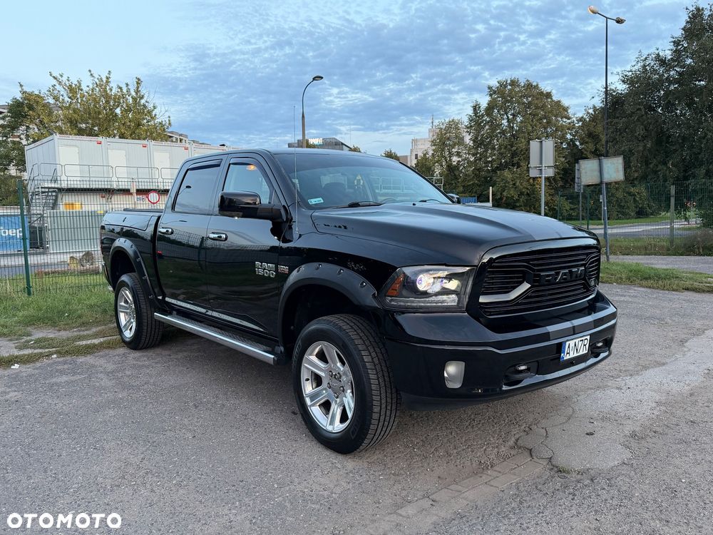 Dodge RAM 5.7 4x4 - 2