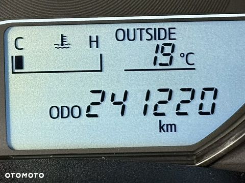 Toyota Auris 1.4 D-4D Dynamic - 13