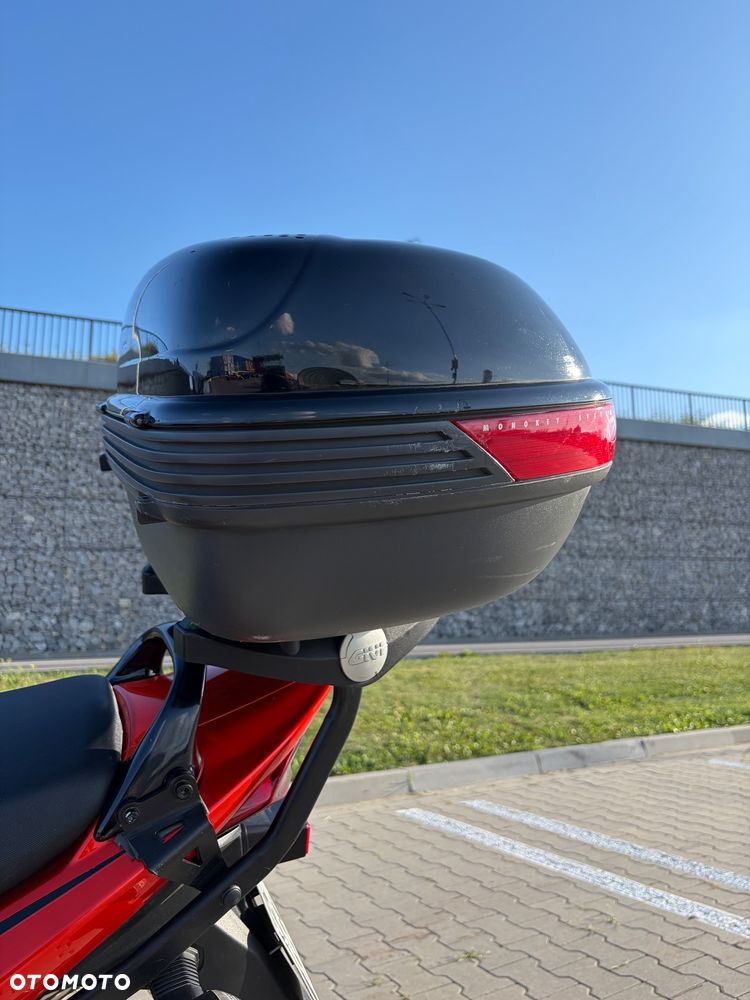 Suzuki GSX - 7