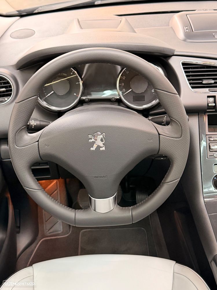 Peugeot 3008 1.6 HDi Roland Garros - 21