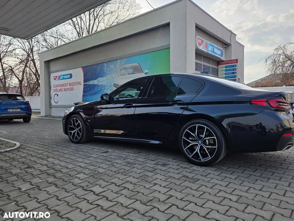 BMW Seria 5 520d xDrive AT MHEV - 12