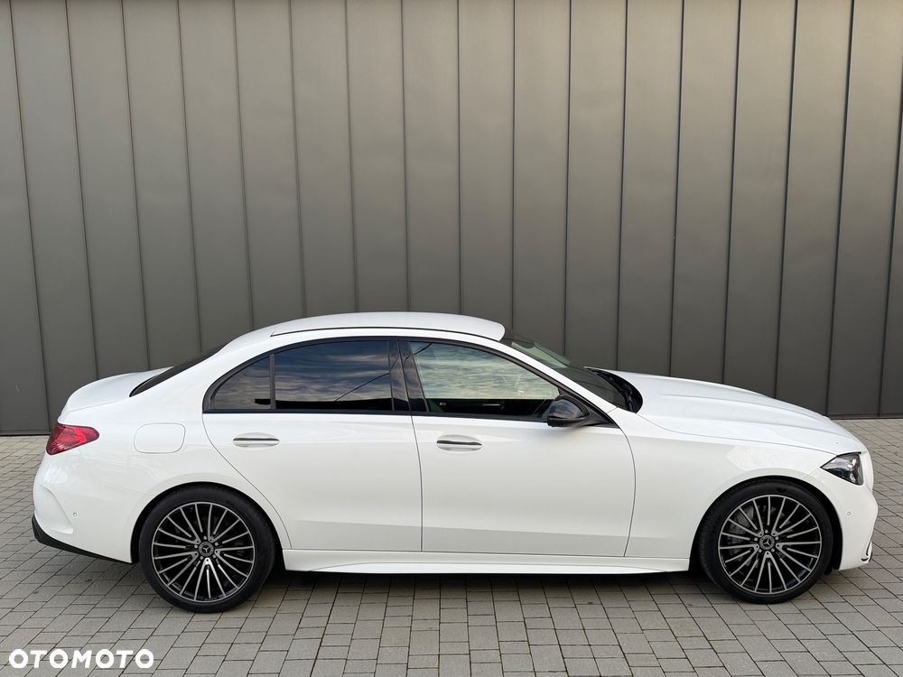 Mercedes-Benz Klasa C 300 mHEV 4-Matic AMG - 14