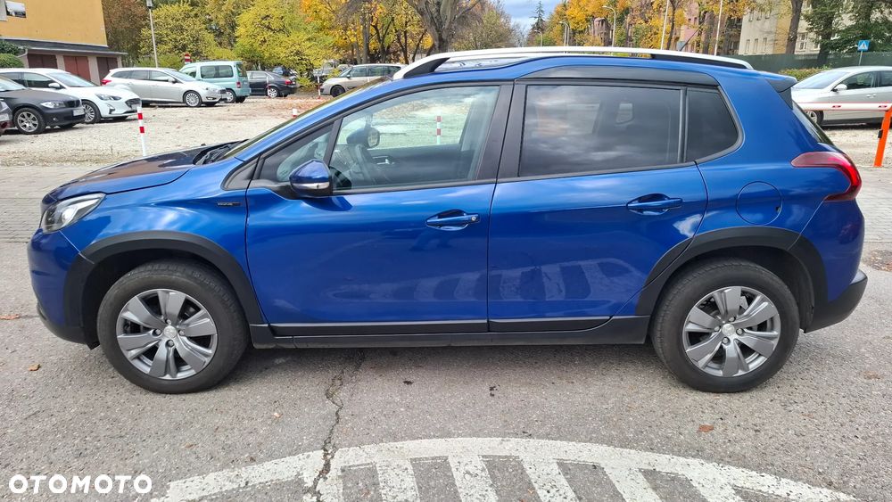 Peugeot 2008 PureTech 100 Style S&S BVM6 - 3