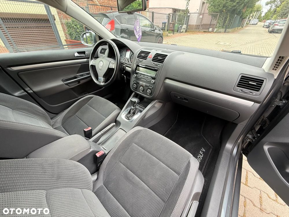 Volkswagen Jetta 1.9 TDI DSG Comfortline - 12