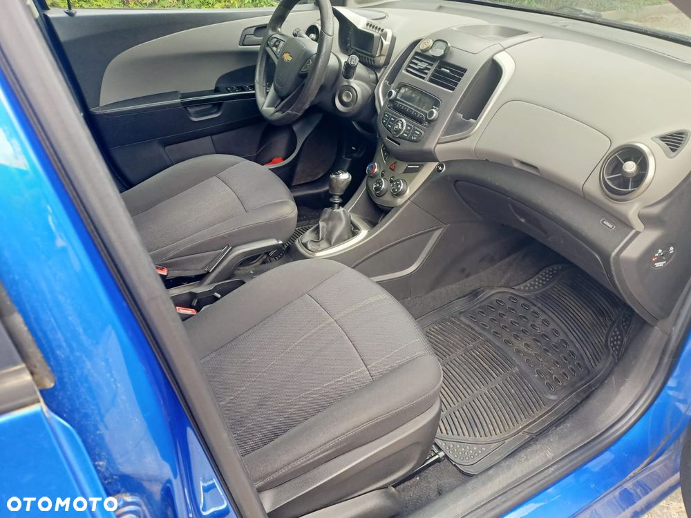 Chevrolet Aveo 1.4 LT+ - 6