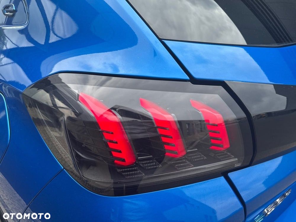 Peugeot 208 50kWh Allure - 13