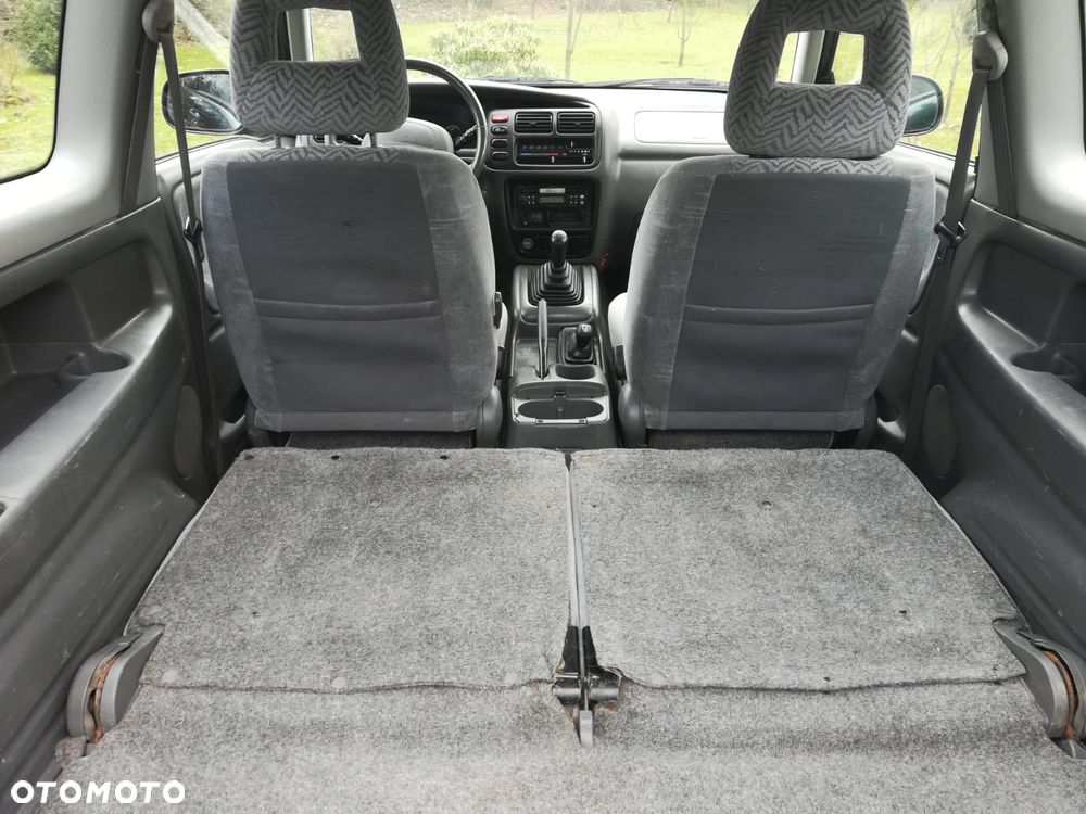 Suzuki Grand Vitara - 17