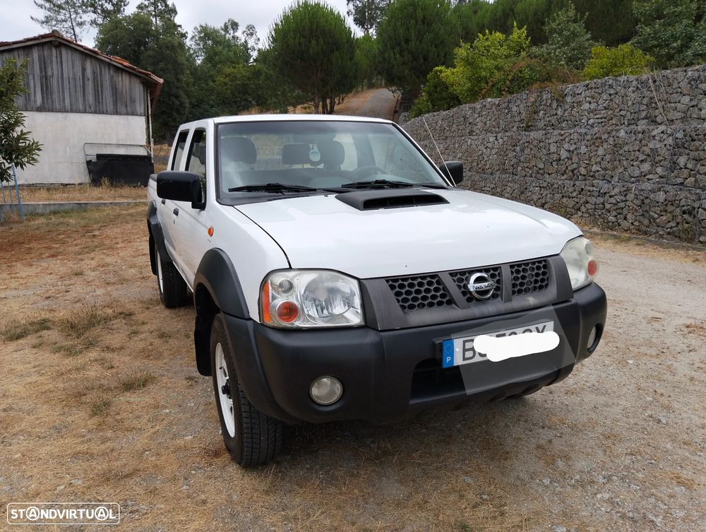 Nissan Navara 2.5 dCi CD FE 4WD - 5