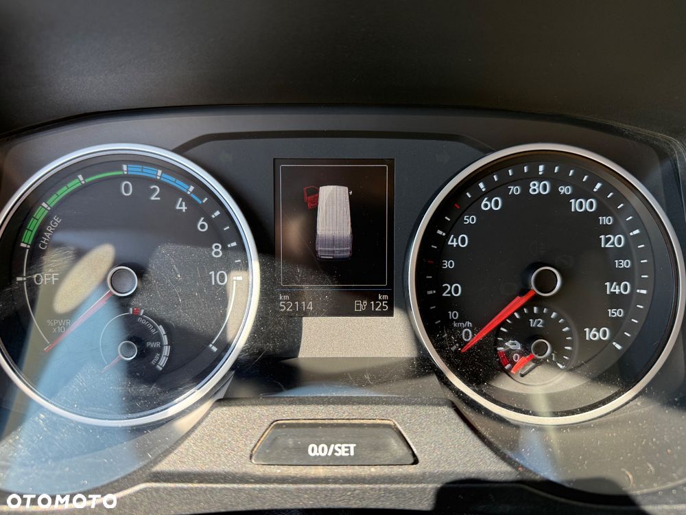 Volkswagen E Crafter - 10