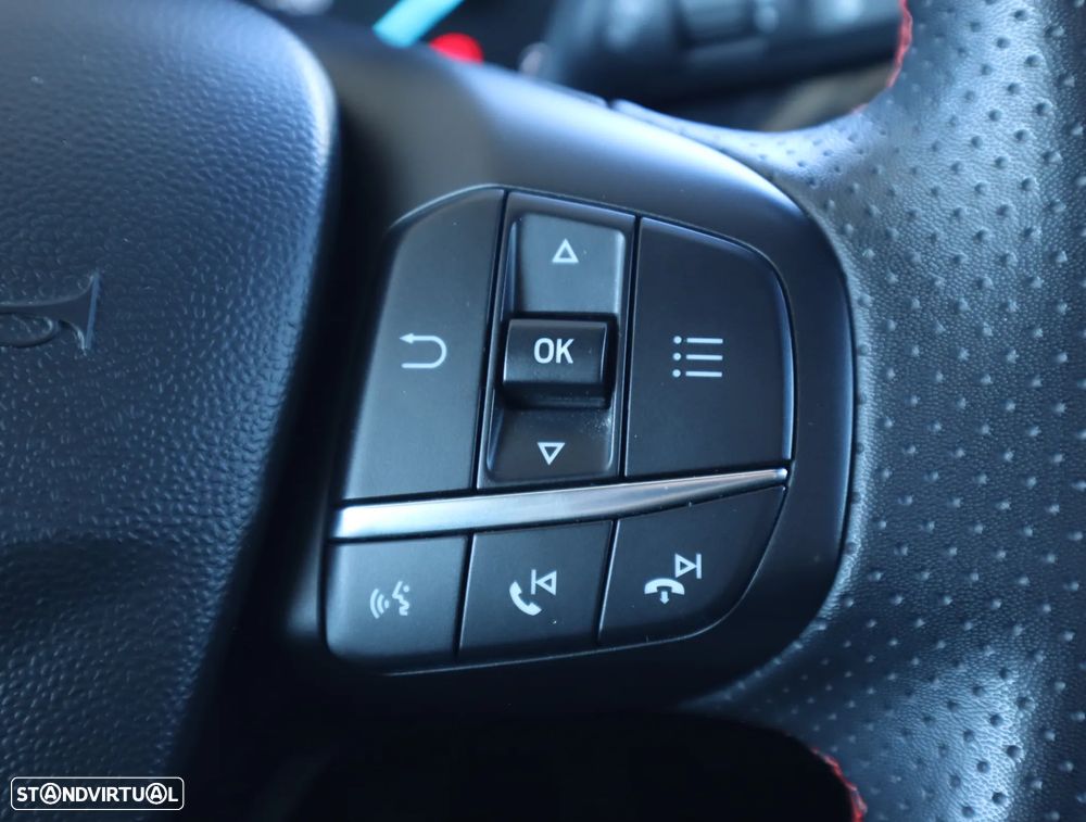 Ford Fiesta 1.0 EcoBoost ST-Line - 38