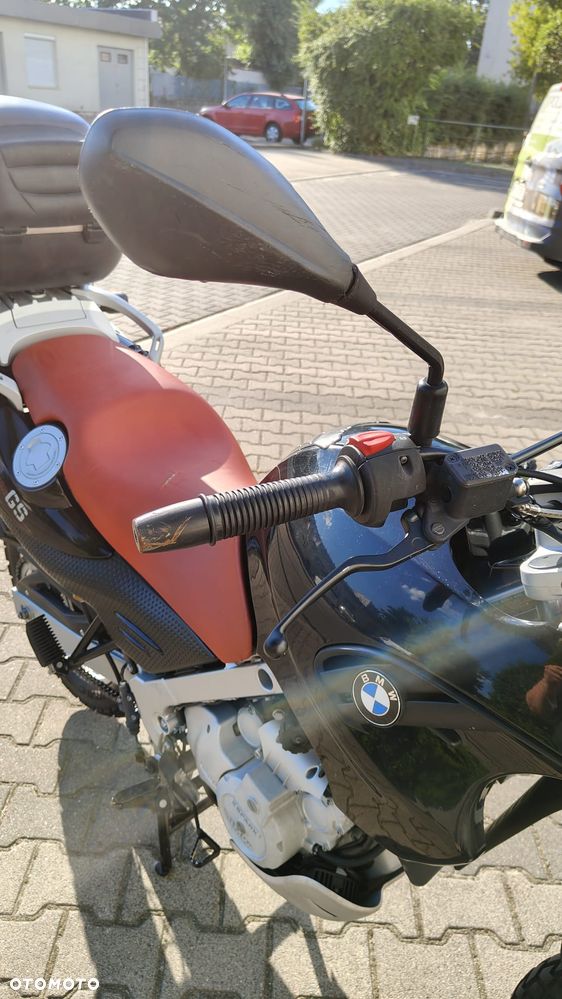 BMW F - 9