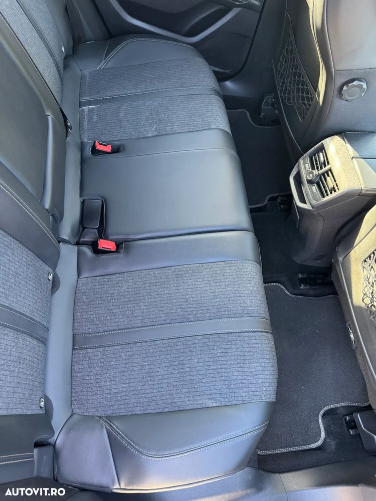 Peugeot 3008 BlueHDi 130 Stop & Start EAT8 GT - 10