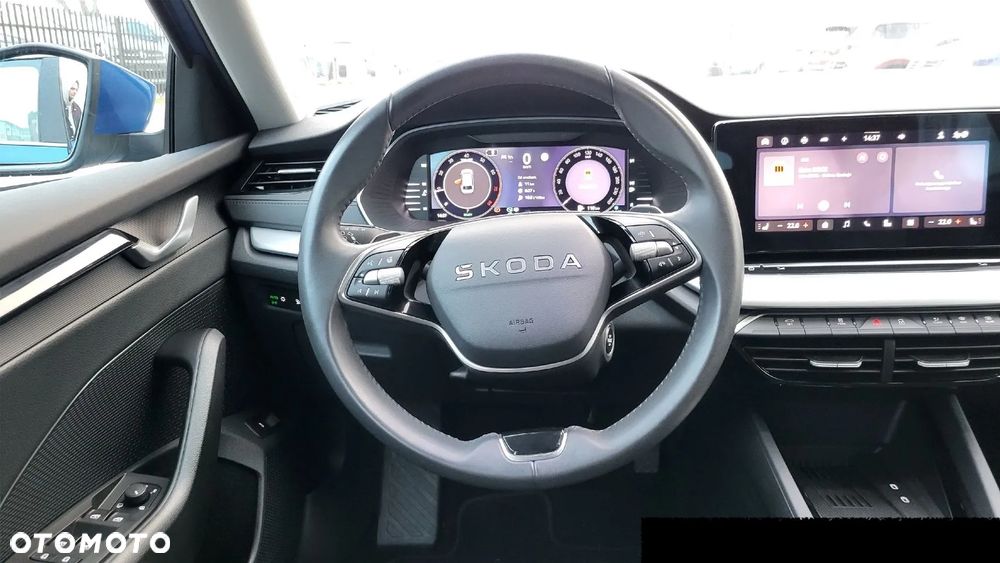Skoda Octavia 1.5 TSI mHEV Selection DSG - 10