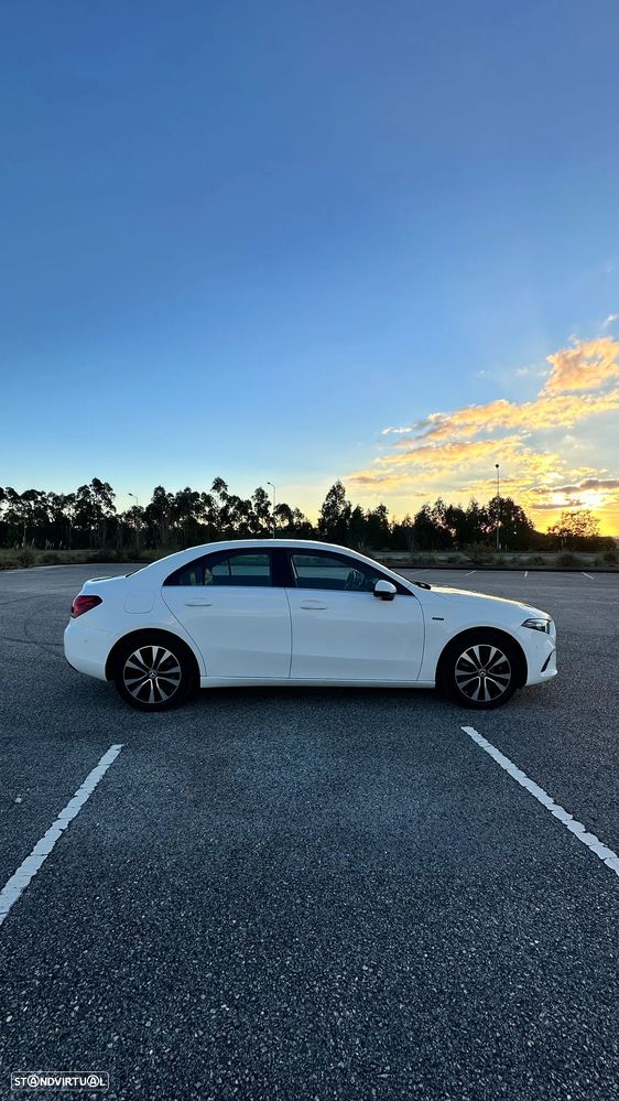 Mercedes-Benz A 250 Limousine e Style Plus - 8