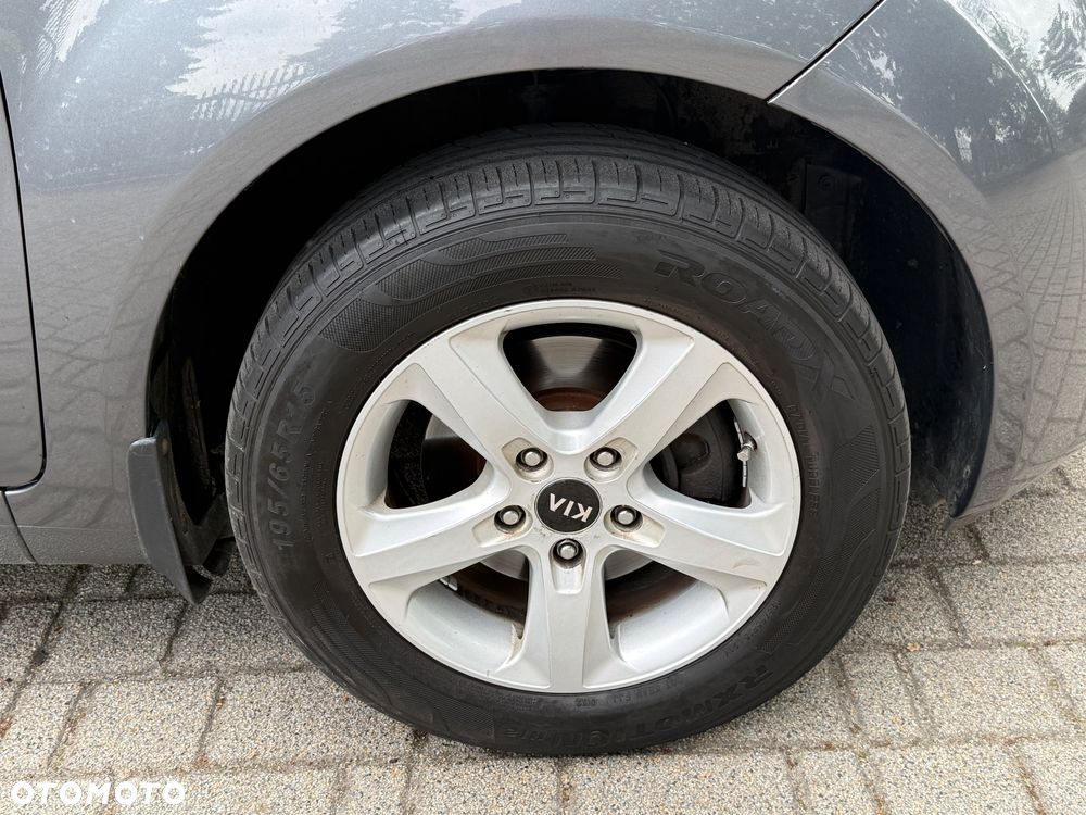 Kia Venga 1.4 L - 9